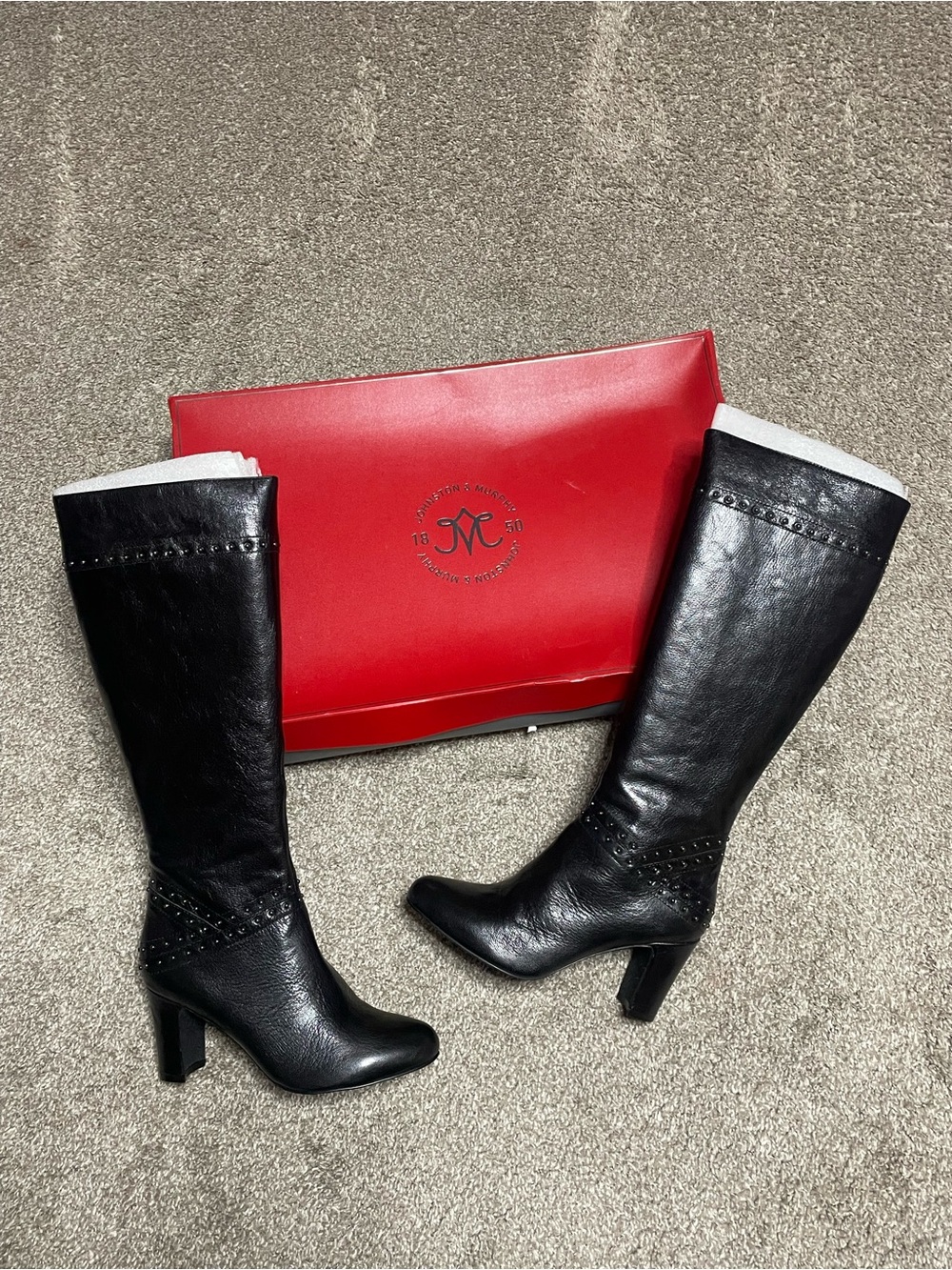 New in Box Johnston & Murphy Bethany Knee High Heeled Boots Women’s 7.5